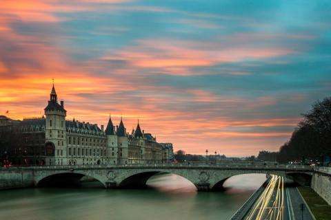 Une promenade au fil des ponts parisiens